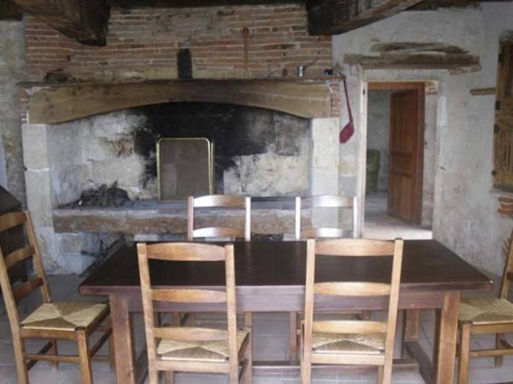 Les Gites De Franck Fayssac Стая снимка